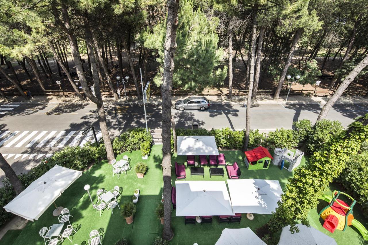 Park Hotel Pineta 체르비아 외부 사진