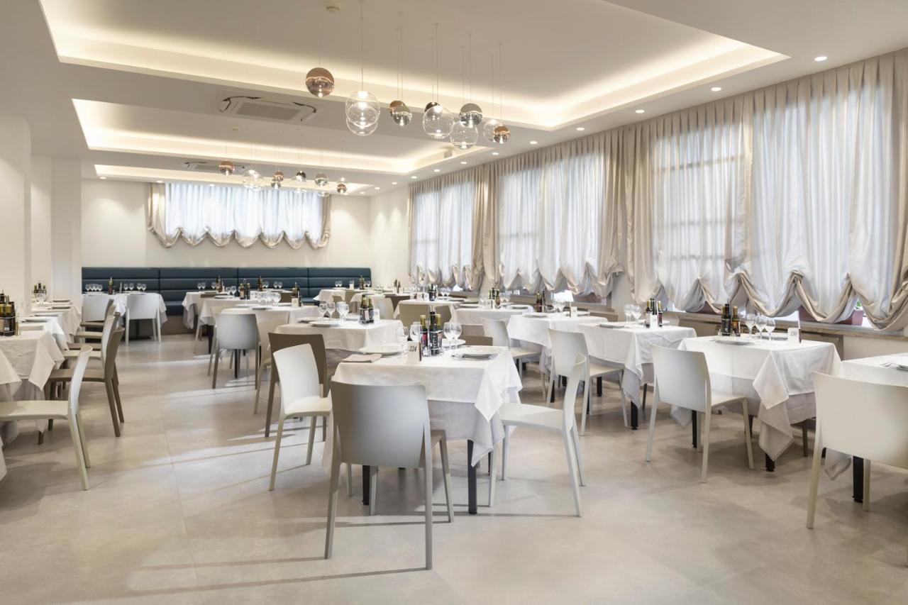 Park Hotel Pineta 체르비아 외부 사진